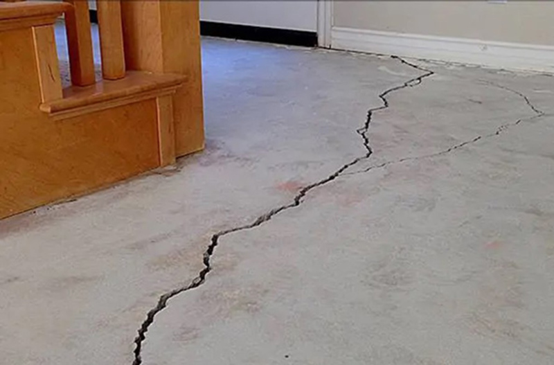 Tìm hiểu về nguyên nhân gây ra hiện tượng sàn bê tông mới đổ bị nứt.