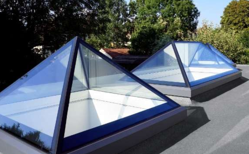 mái che giếng trời đóng mở linh hoạt