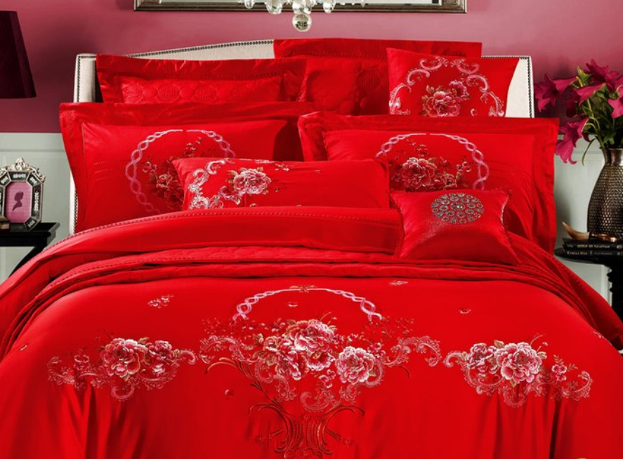 trang trí phòng cưới