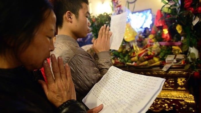 Những lưu ý khi đọc văn khấn Ông Hoàng Bảy